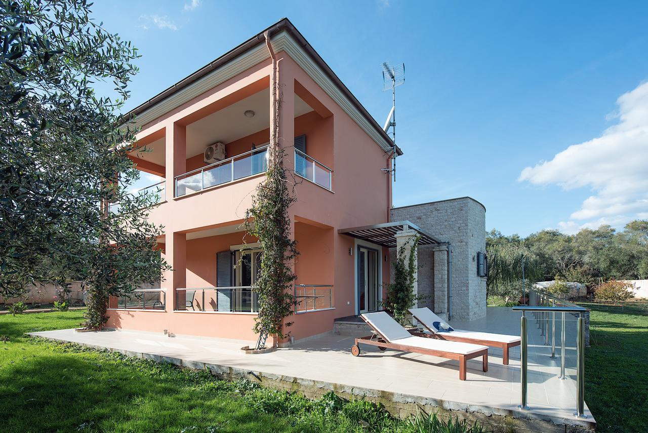 Girasole Villa Limni  Bagian luar foto